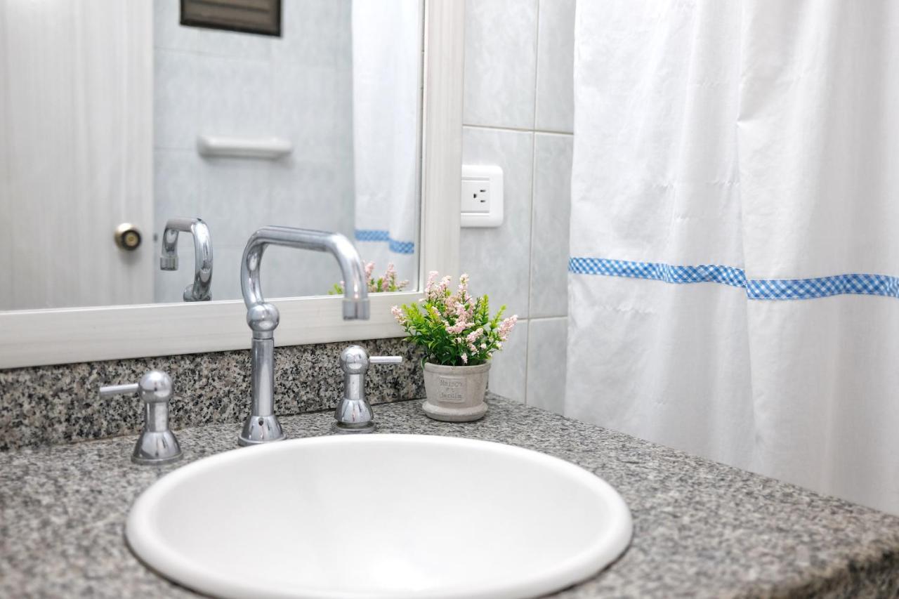 Hotel La Riviera Santa Marta  Kültér fotó