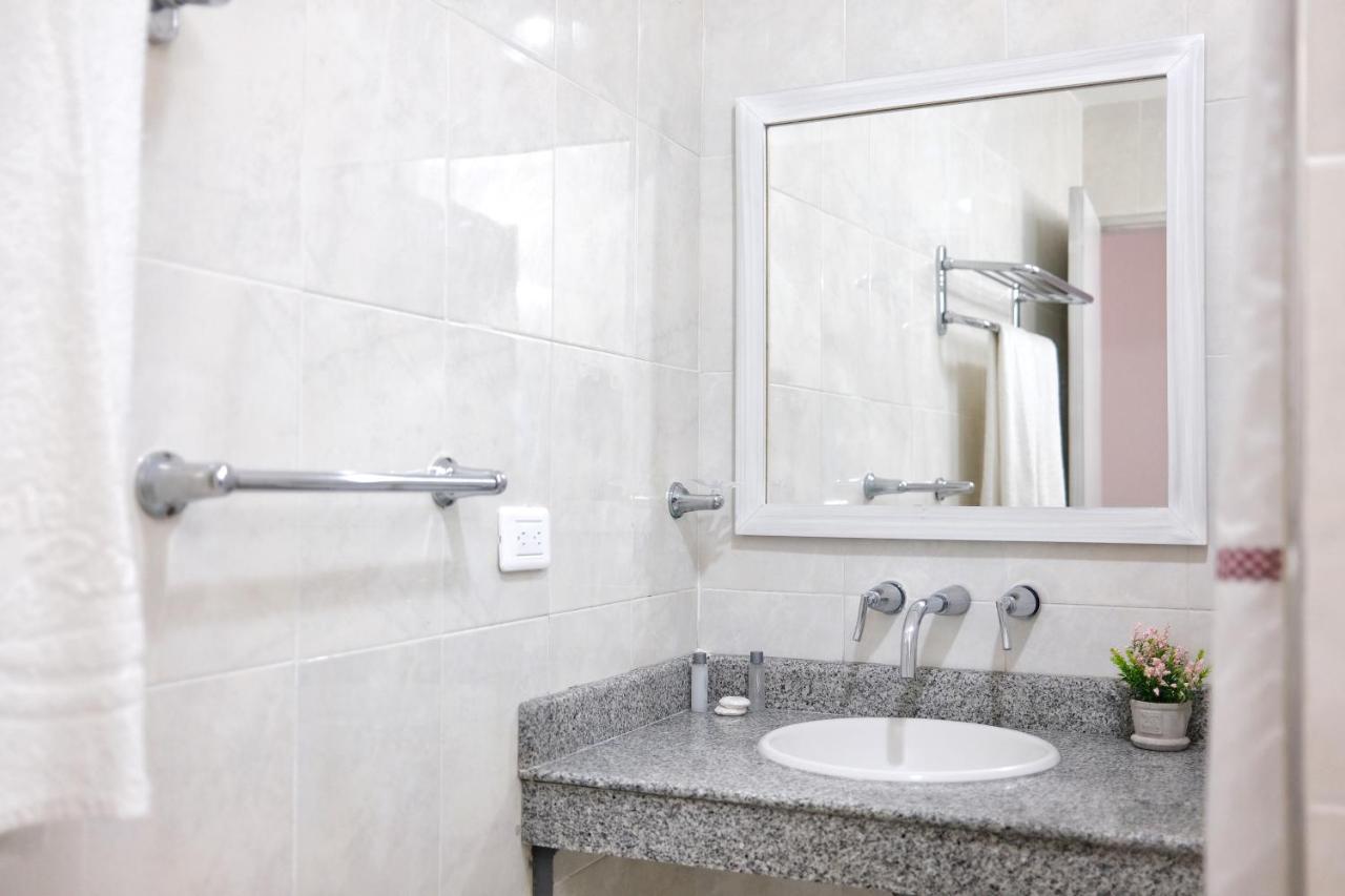 Hotel La Riviera Santa Marta  Kültér fotó
