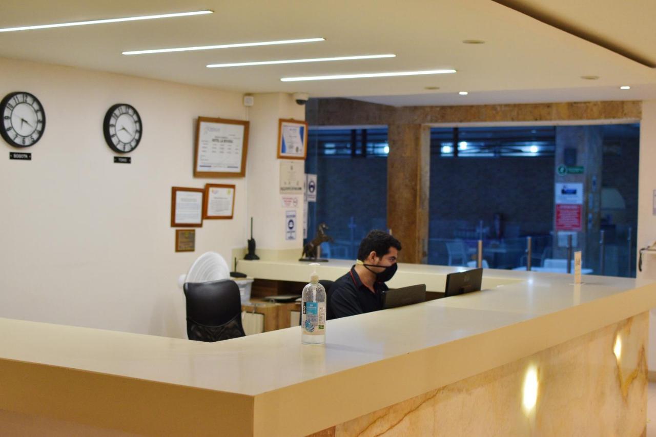 Hotel La Riviera Santa Marta  Kültér fotó