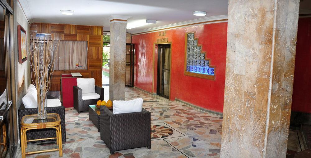 Hotel La Riviera Santa Marta  Kültér fotó
